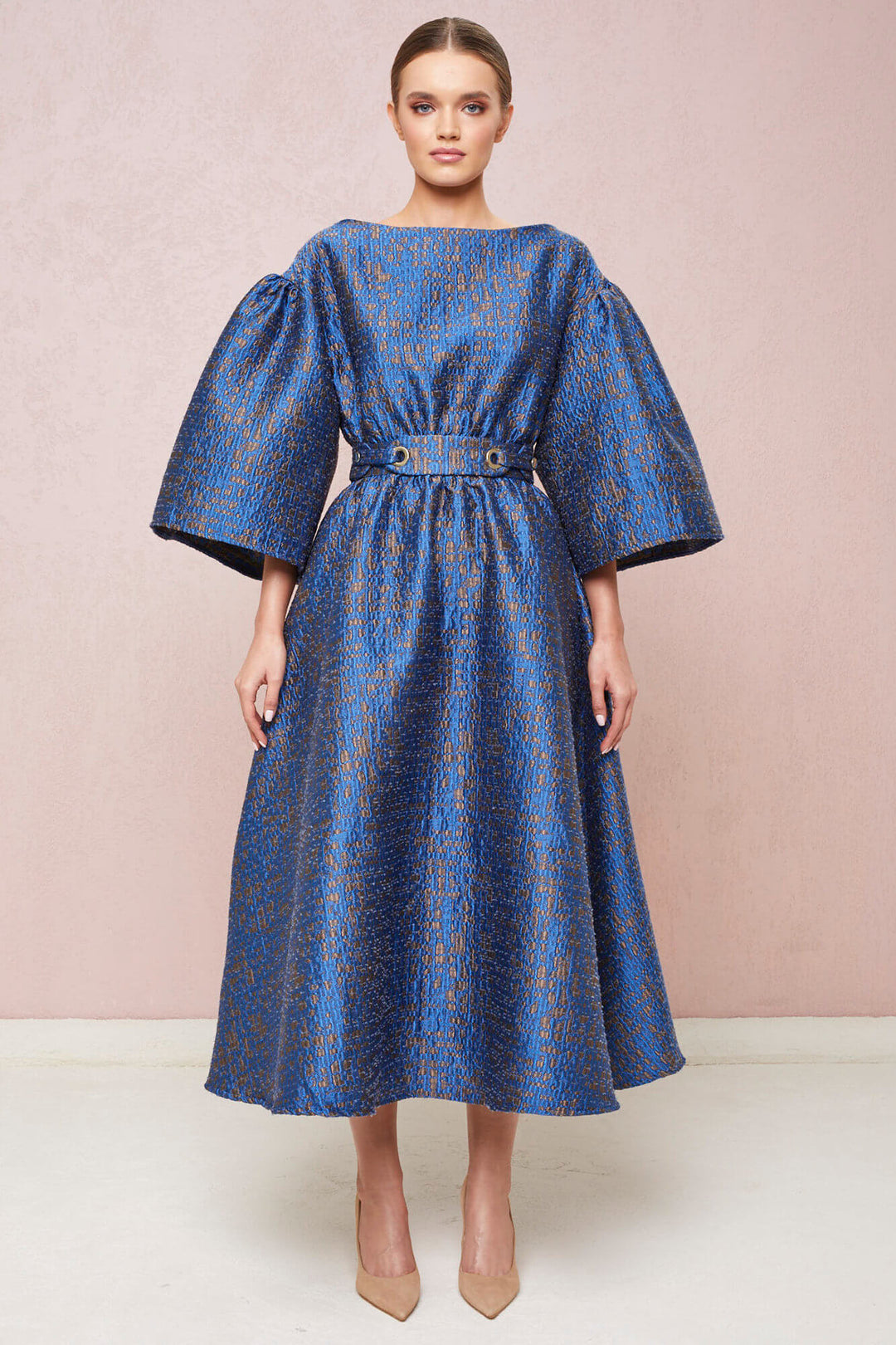 FLARED DRESS WITH WIDE SLEEVES