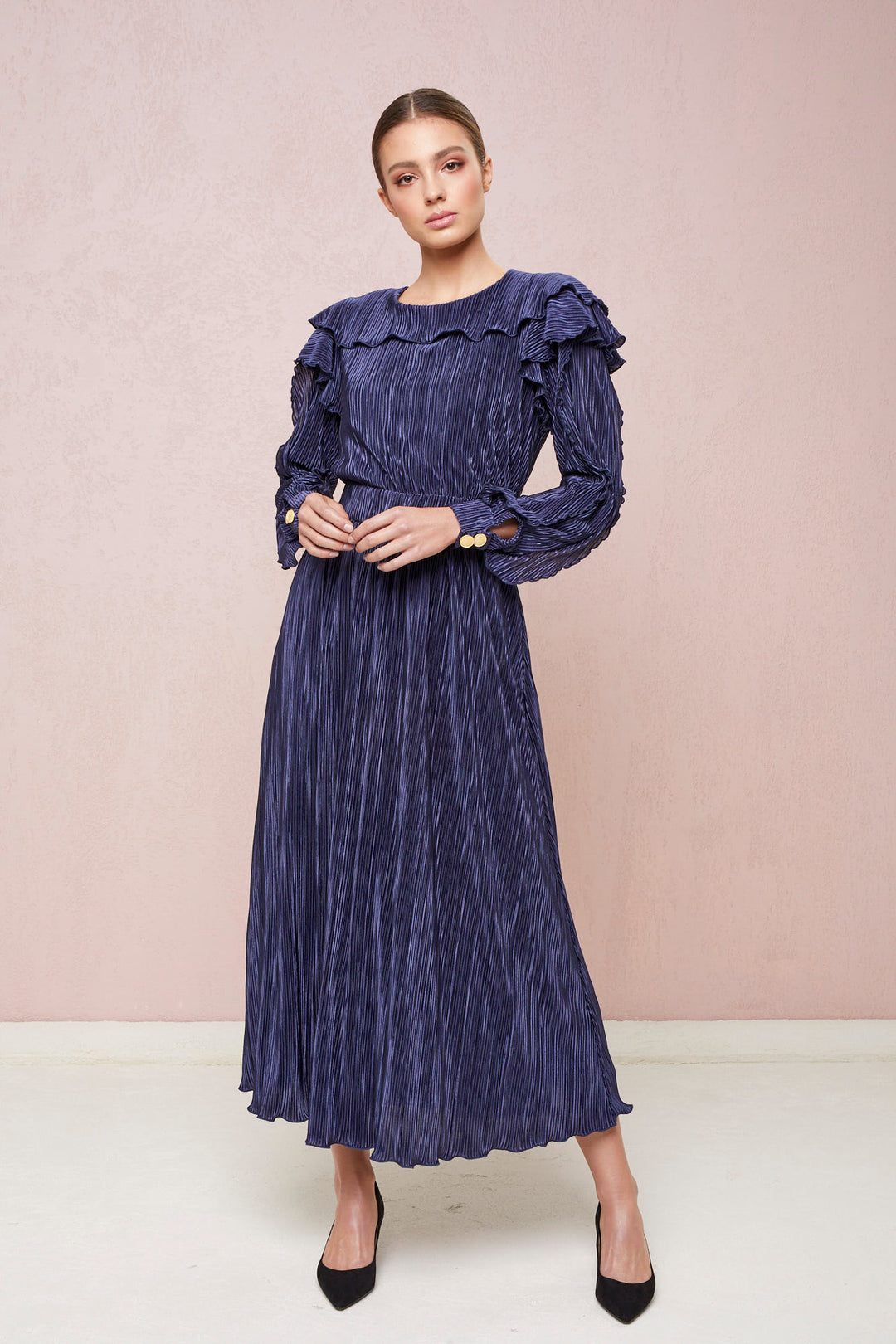 PLEATED MIDI DRESS WITH LONG SLEEVES