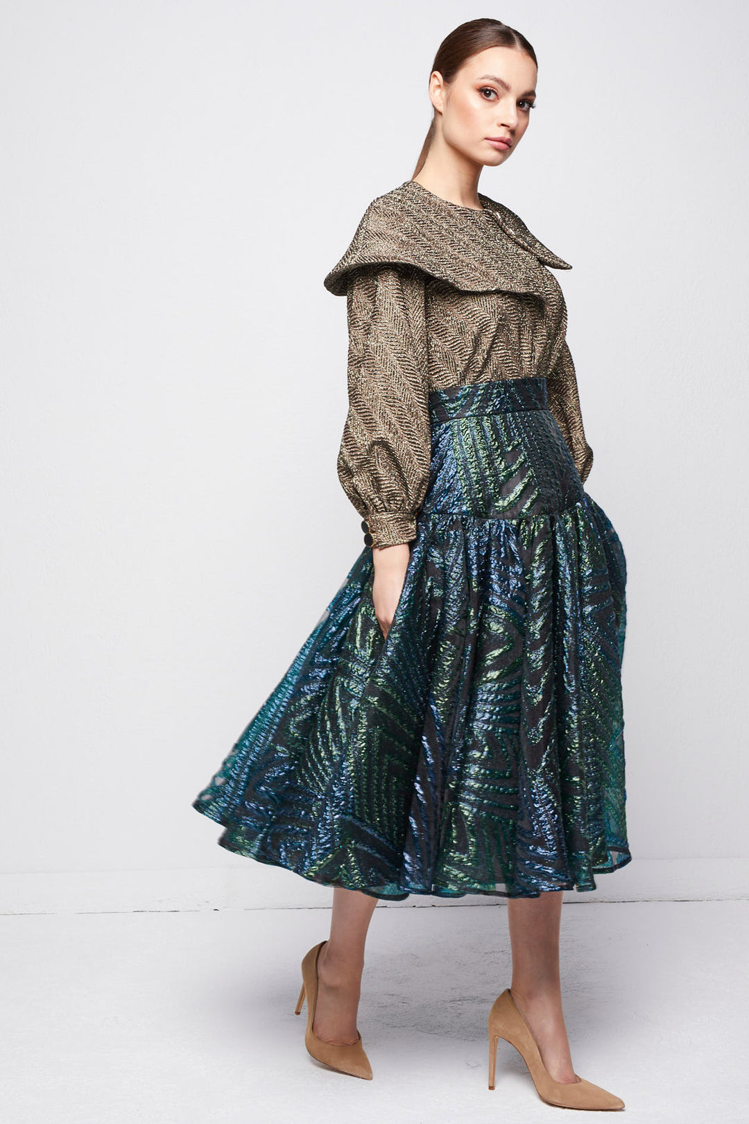 FLARED HIGH-WAISTED SKIRT