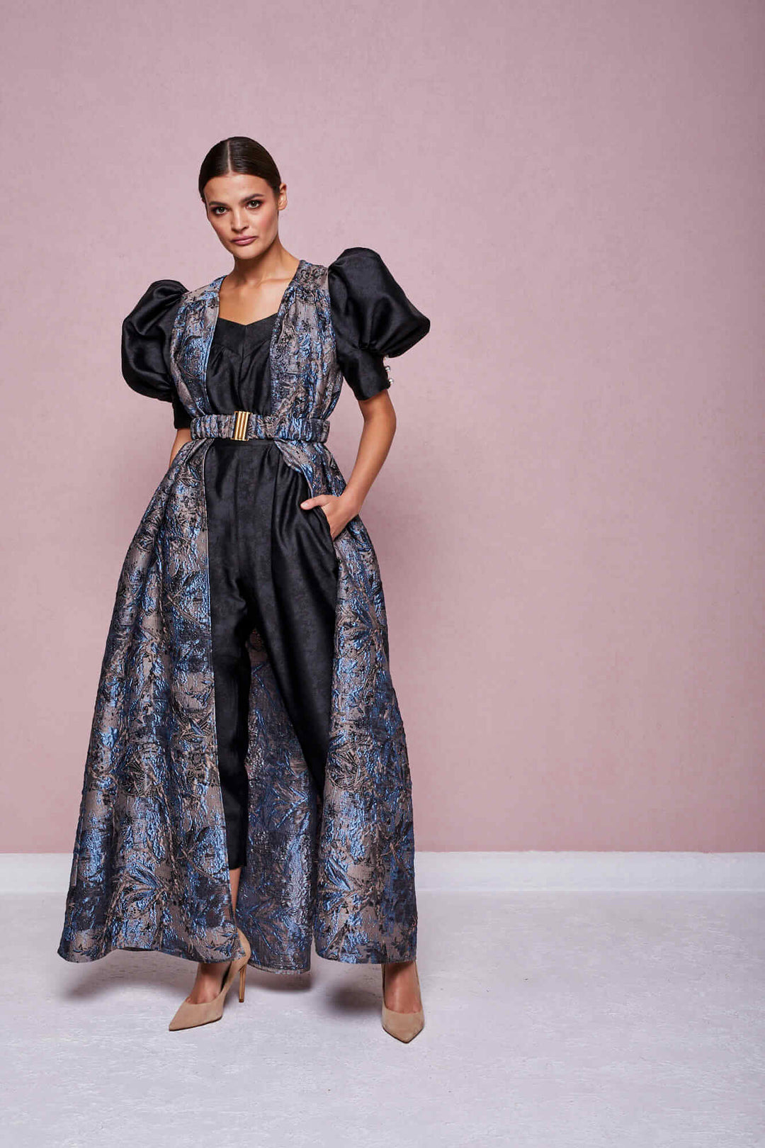 JUMPSUIT WITH A SWEETHEART NECKLINE AND TAPERED LEGS