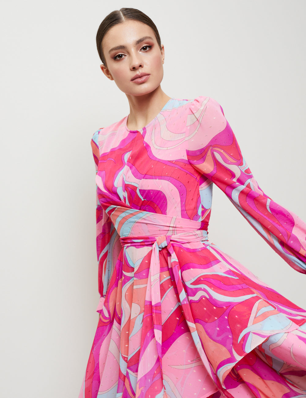 ASYMMETRICAL DRESS WITH A WAIST TIE