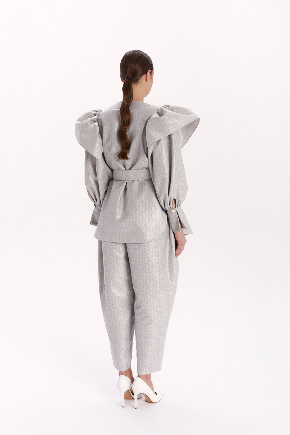 BLOUSE WITH LONG SLEEVES AND A WAIST BELT