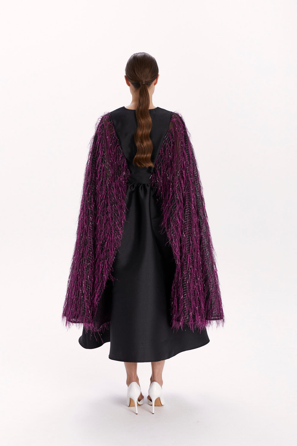 ENVELOPE DRESS WITH A FEATHER CAPE