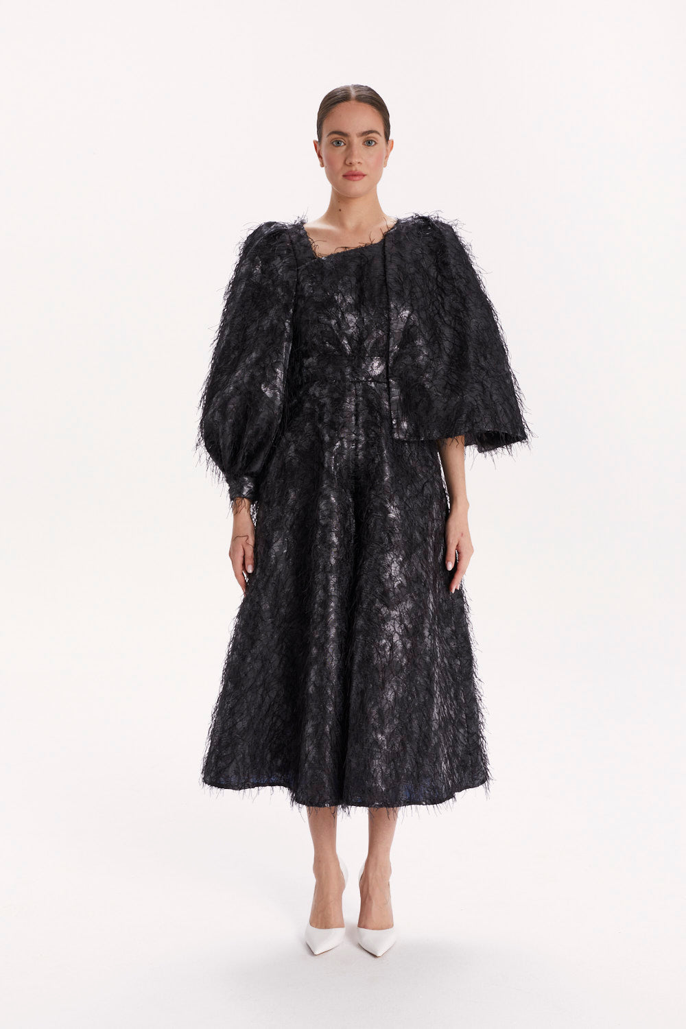 JUMPSUIT WITH ASYMMETRICAL SLEEVES AND WIDE LEGS