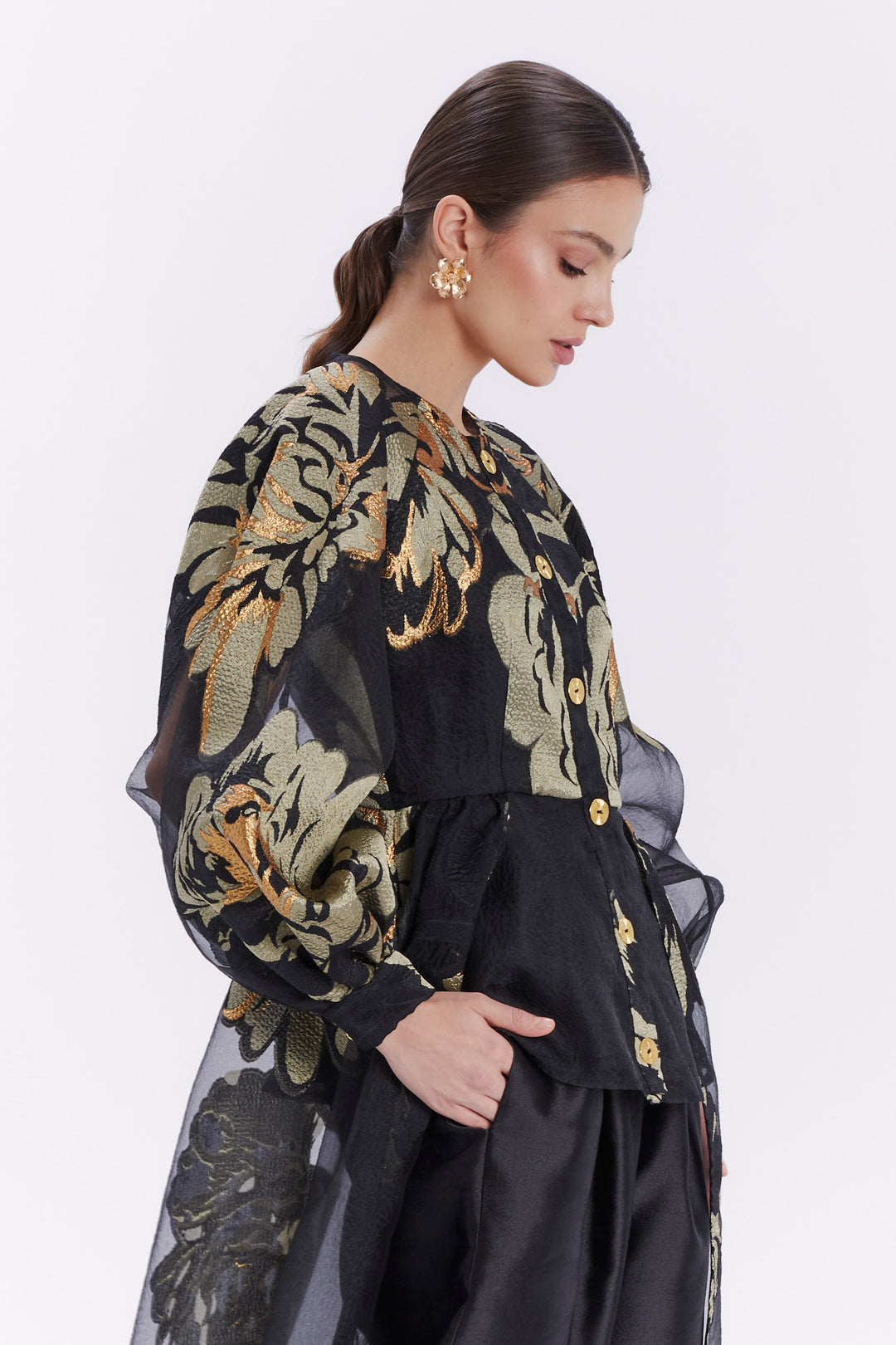 LONG BACK BLOUSE