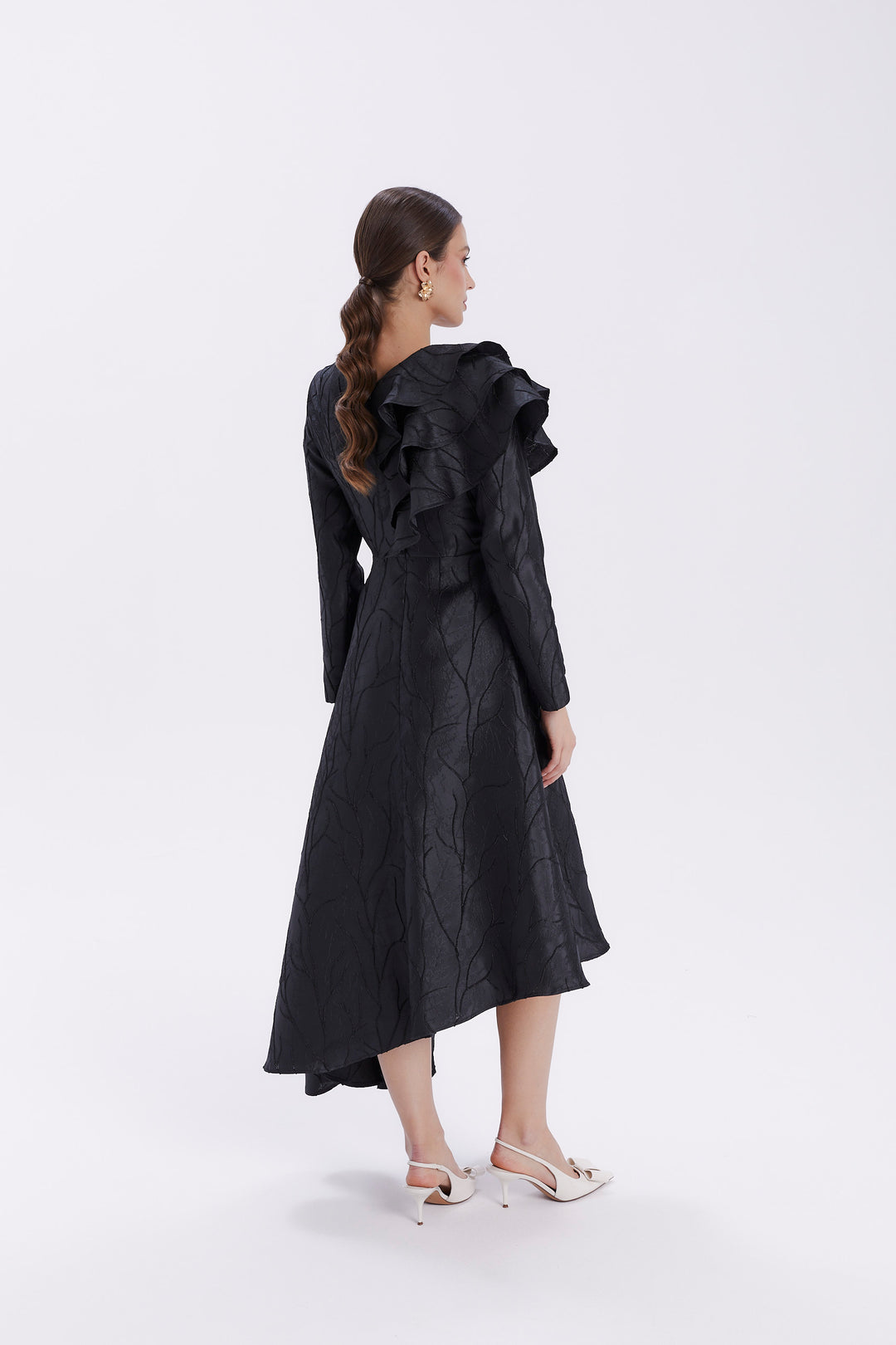 ASYMMETRICAL DRESS WITH LONG SLEEVES