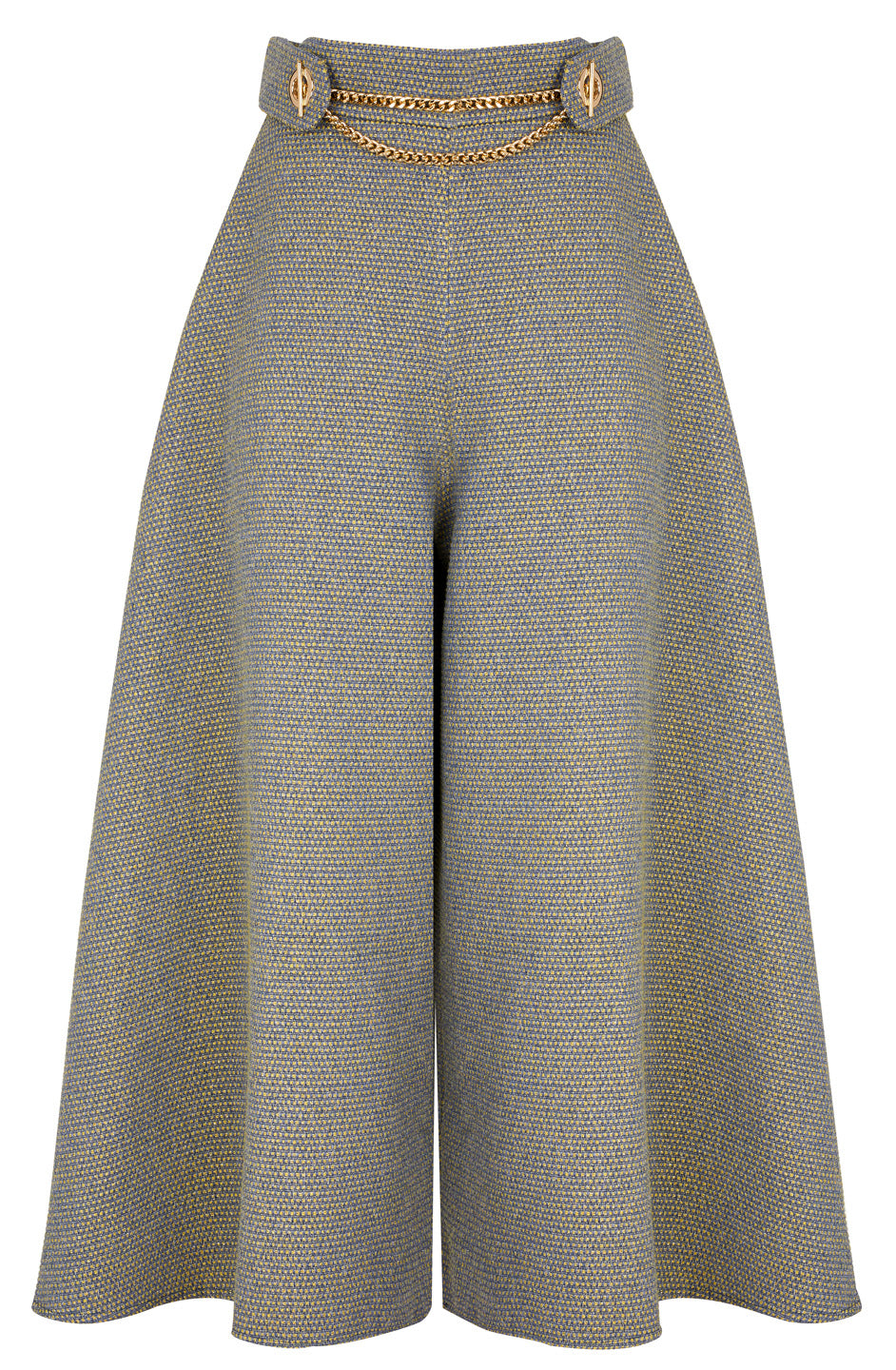 WIDE-LEG SHORTS WITH A GOLD CHAIN AT THE WAIST
