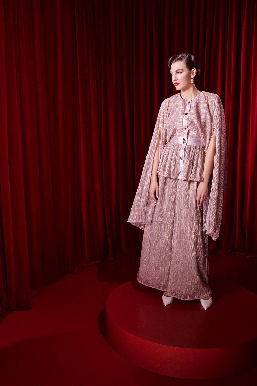 BUTTON-FRONT BLOUSE WITH LONG SLEEVES AND CUT-OUTS