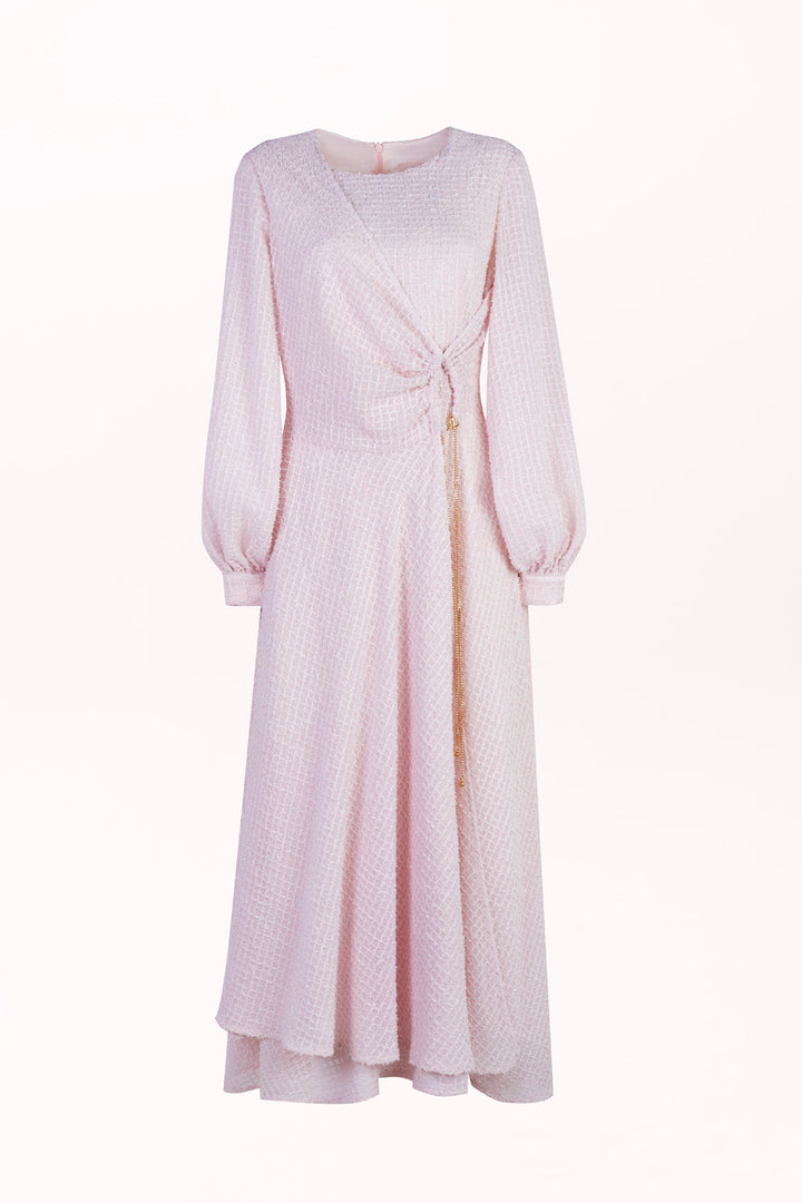 MIDI DRESS WITH A DECORATIVE GOLD CHAIN