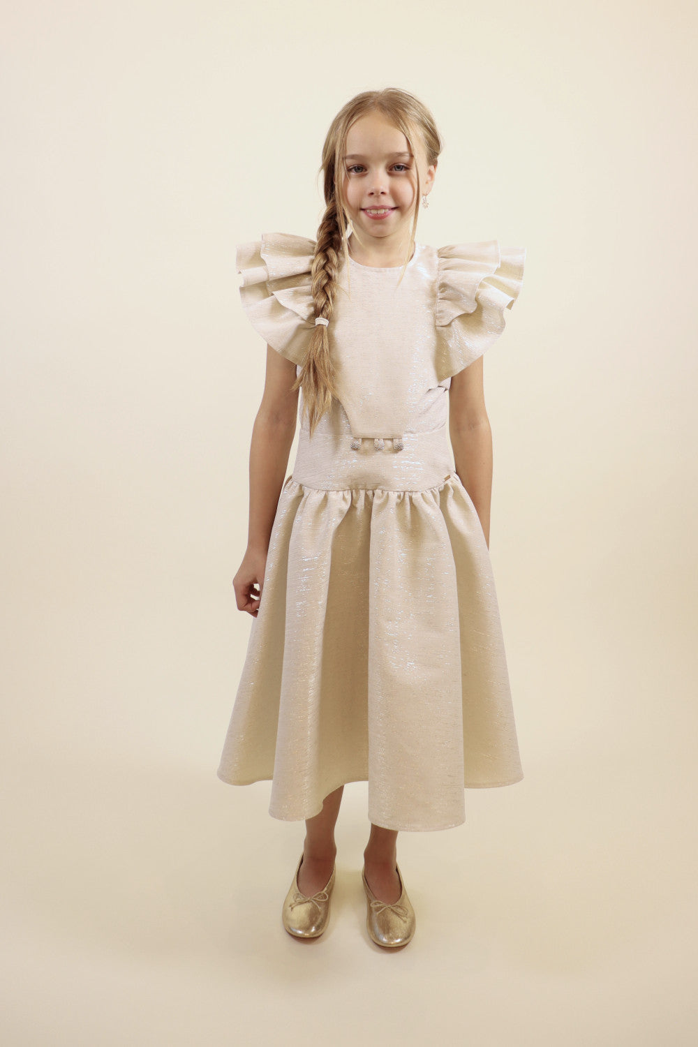 RUFFLED DRESS WITH GOLD BUTTONS
