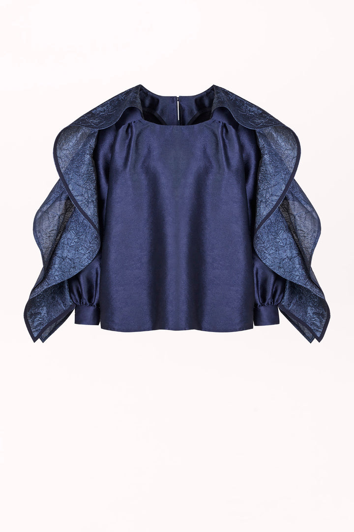 BLOUSE WITH RUFFLES ON THE SLEEVES