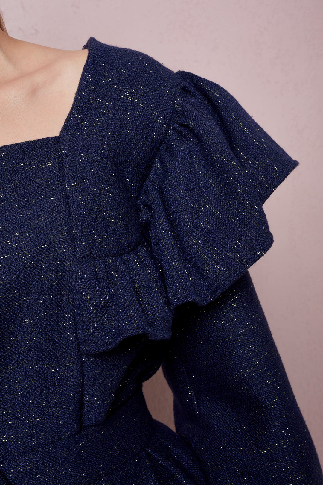 BLOUSE WITH LONG SLEEVES AND SHOULDER RUFFLES
